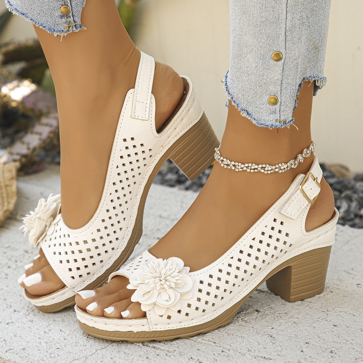 Plus Size Floral Buckle Heel Sandals
