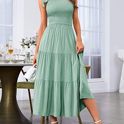 Robe d'été plissée à une épaule