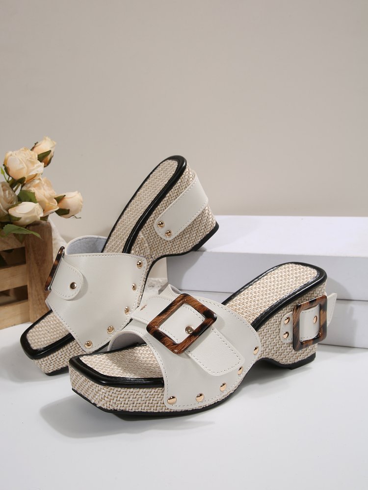 Plus Size Rivet Platform Wedge Sandals
