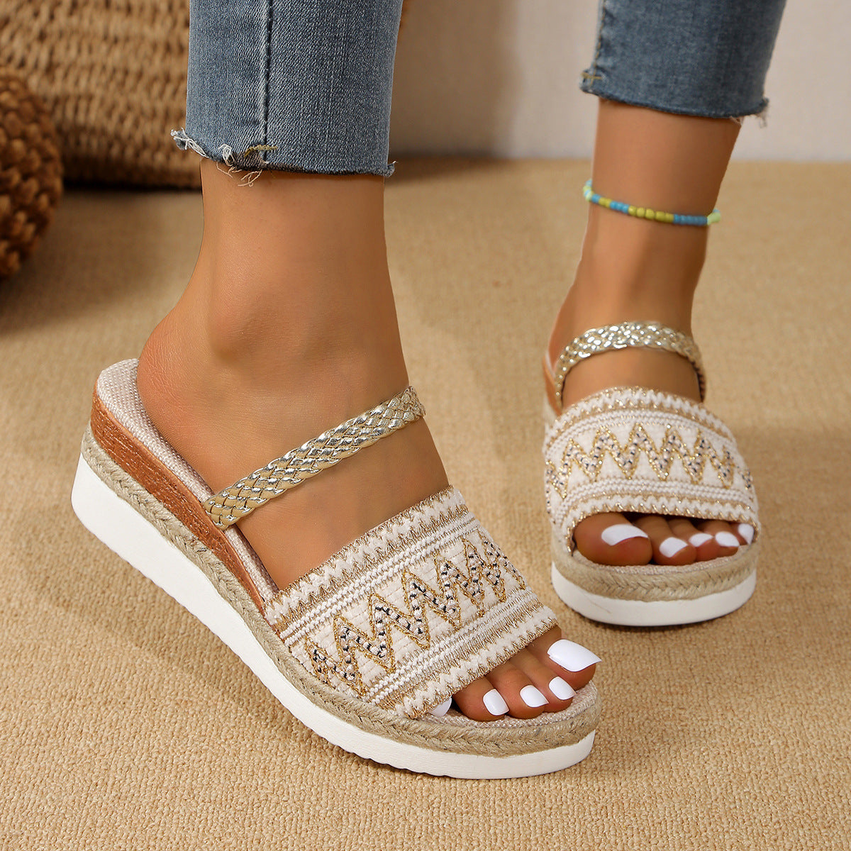 Colorblock Wave Pattern Ethnic Wedge Sandals