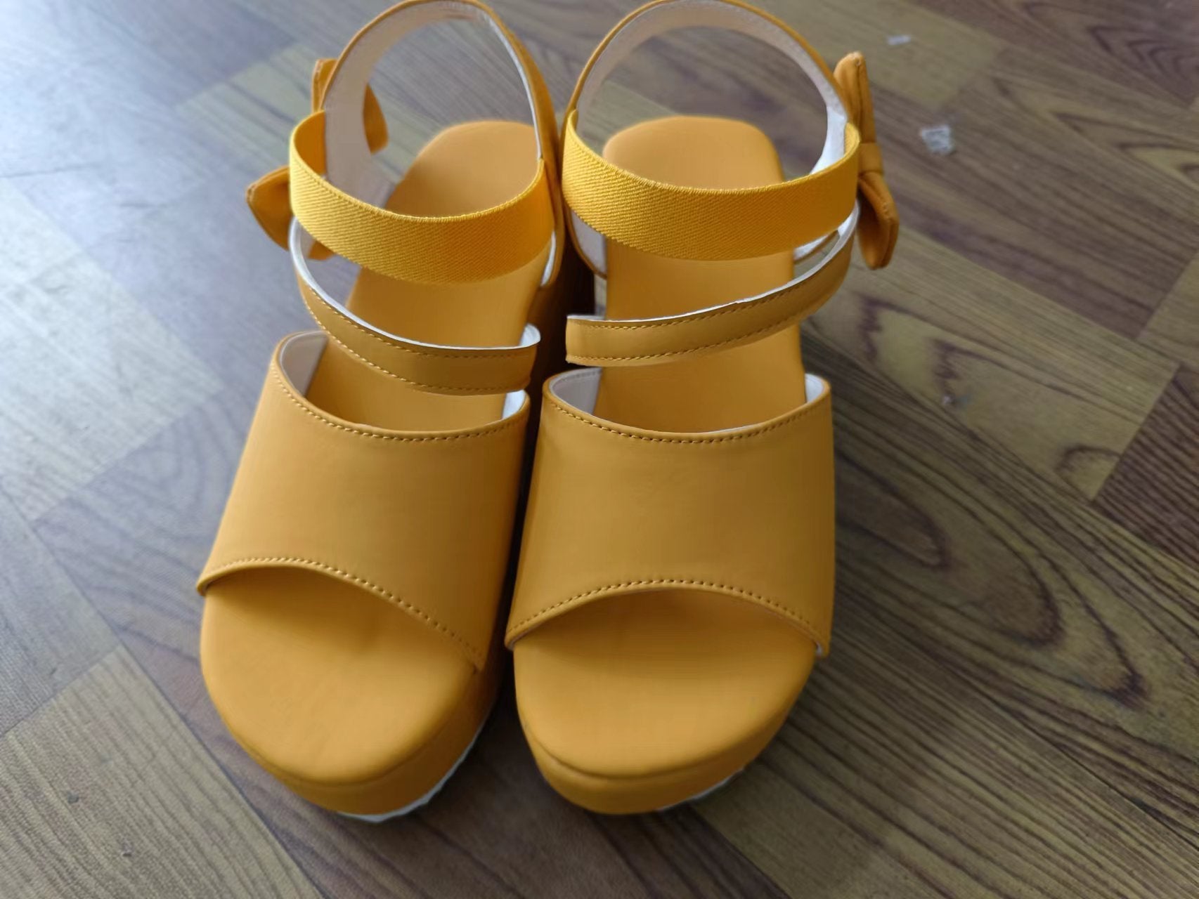 Plus Size Suede Peep Toe Wedge Sandals