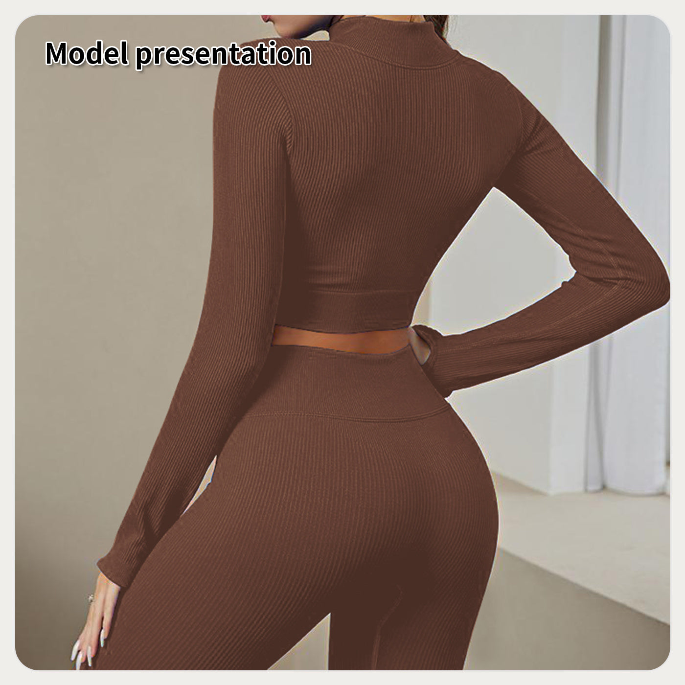 Costume uni pour femme – Élégant et minimaliste