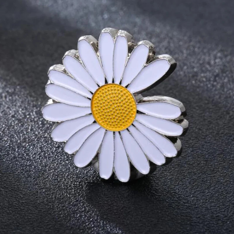 Cute Daisy Fashion Lapel Pins Set