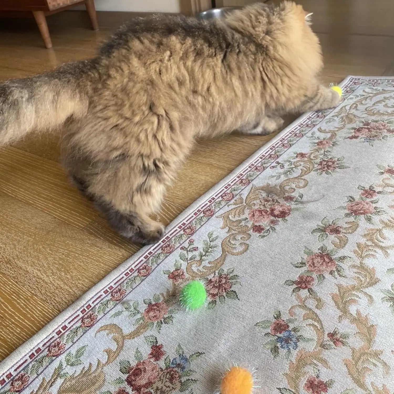 Super Sparkling Cat Chasing Ball 20PCS