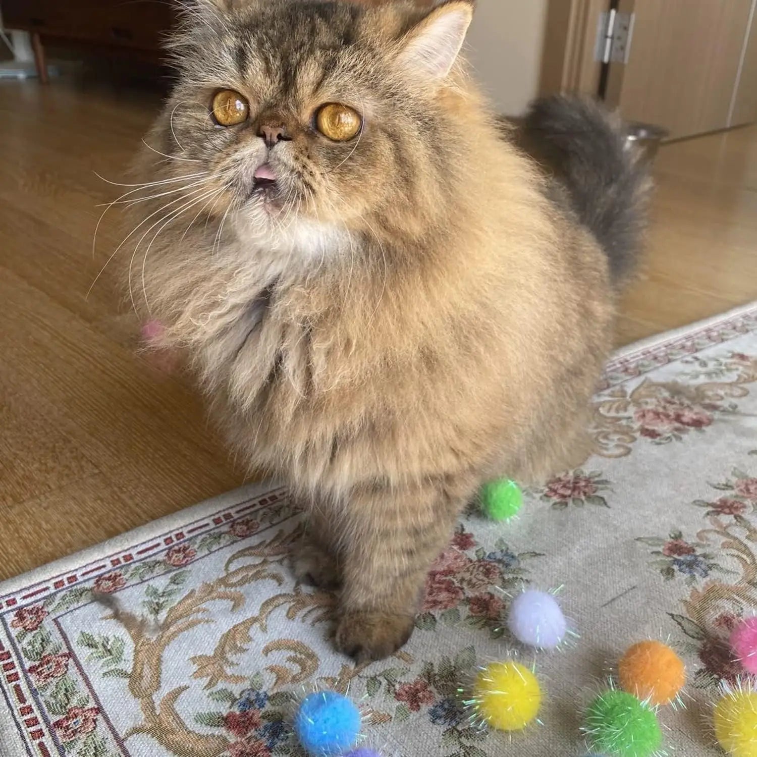 Super Sparkling Cat Chasing Ball 20PCS