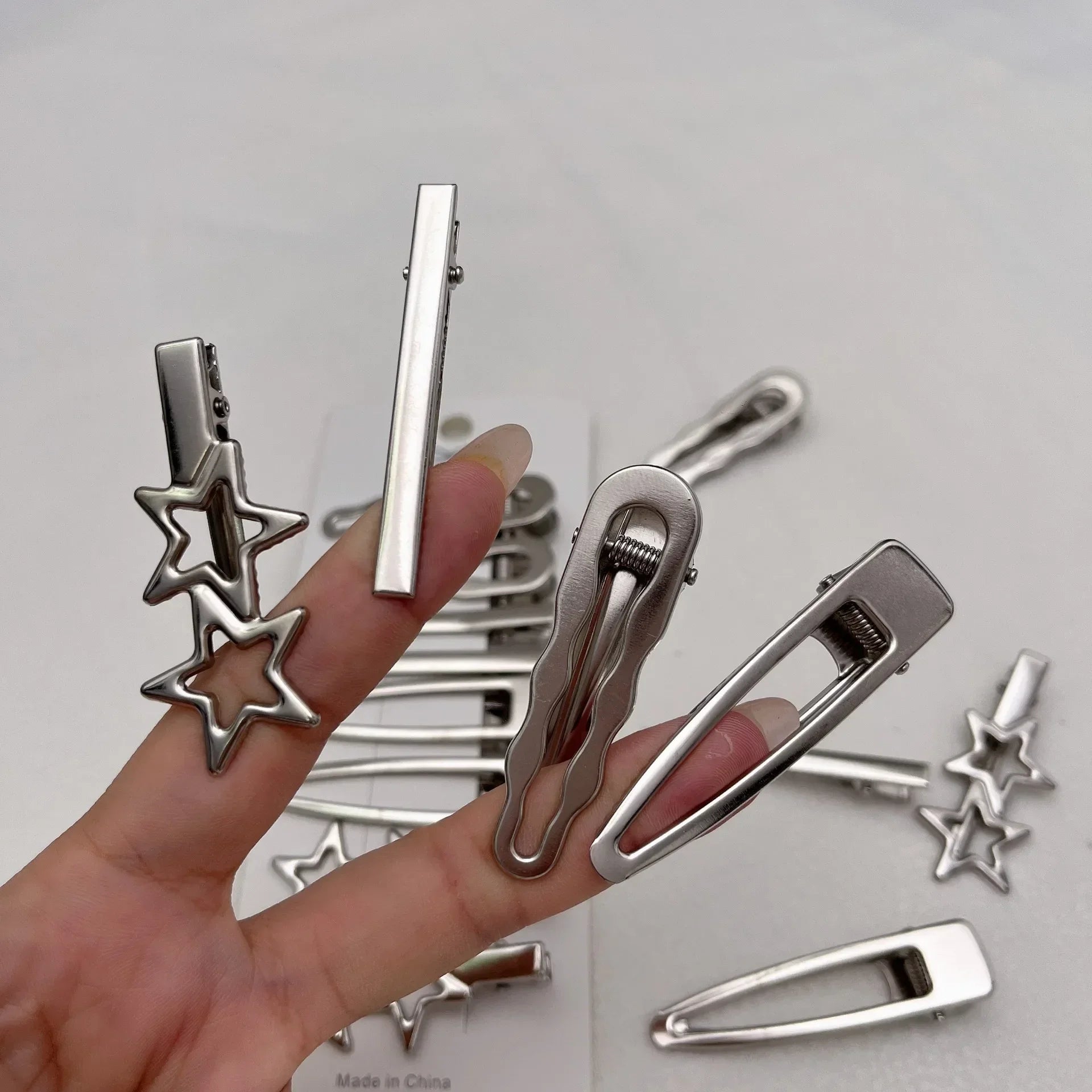 Y2K Silver Metal Duckbill Hair Clips