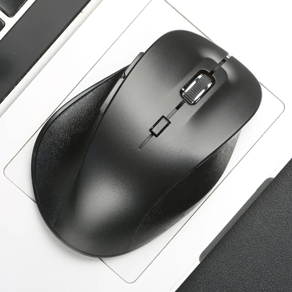 Wireless Ergonomic Gaming Mouse