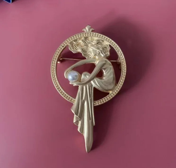 Vintage Baroque Goddess Style Brooch