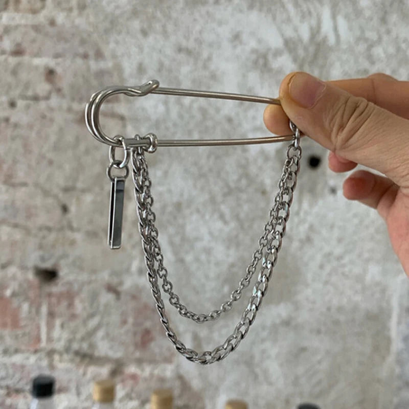 Unisex Classic Chain Pin Brooch