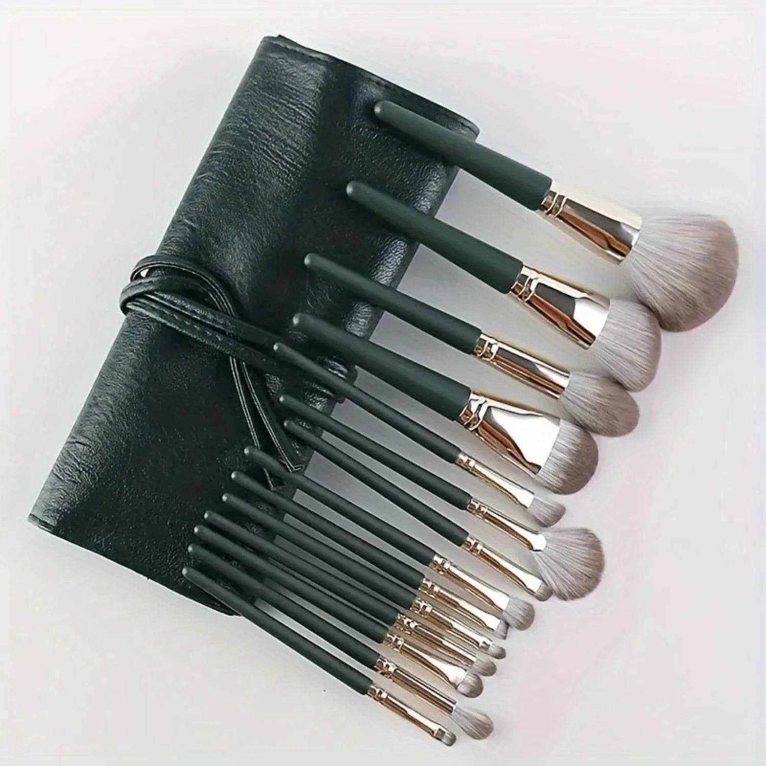 Green Cloud 14-Piece Makeup Brush Set