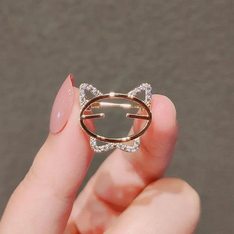 Flower and Bow Metal Brooch Set