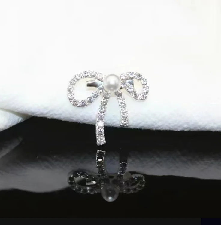 Premium Sparkling Diamond Bow Brooch