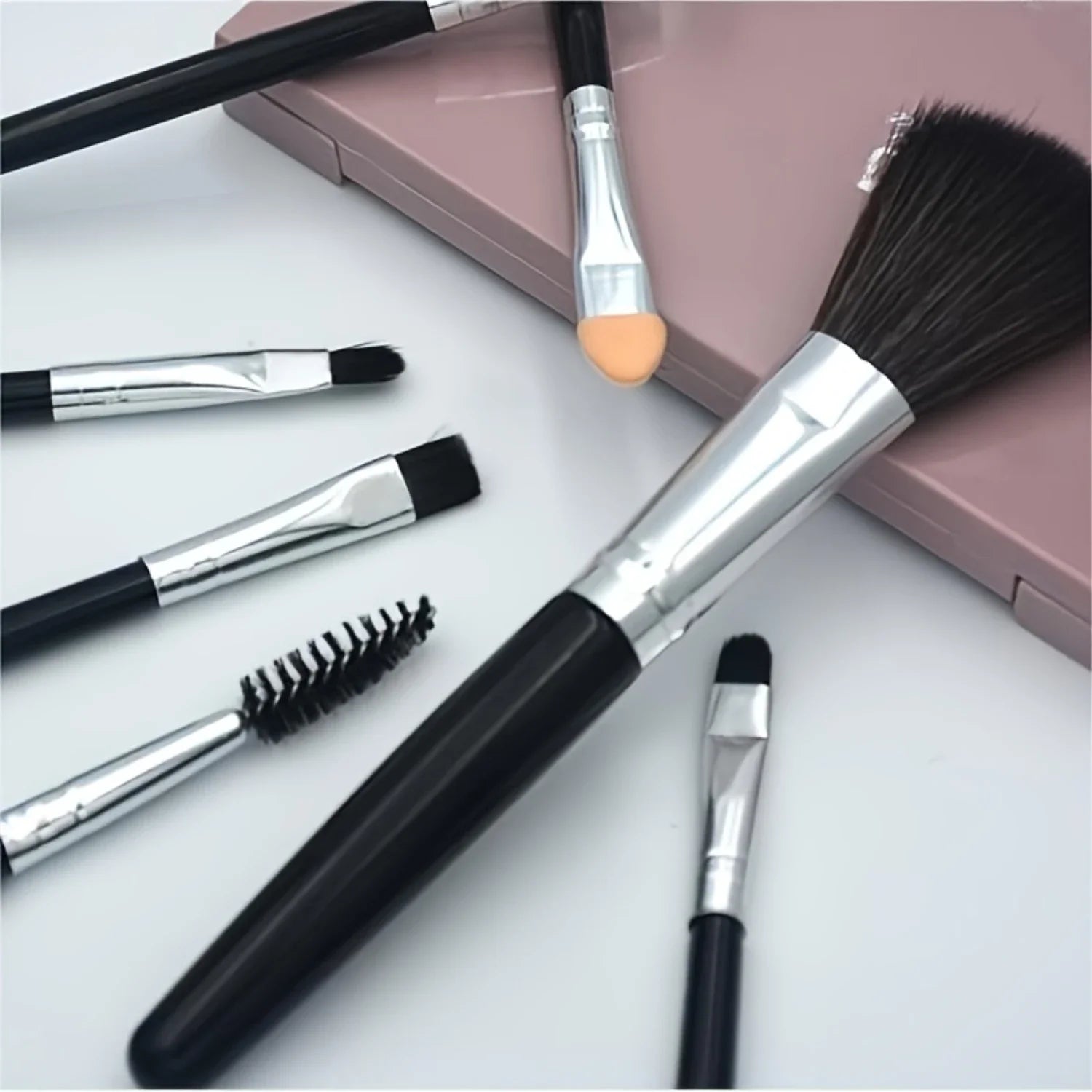 7pcs Black Essential Makeup Brush Set