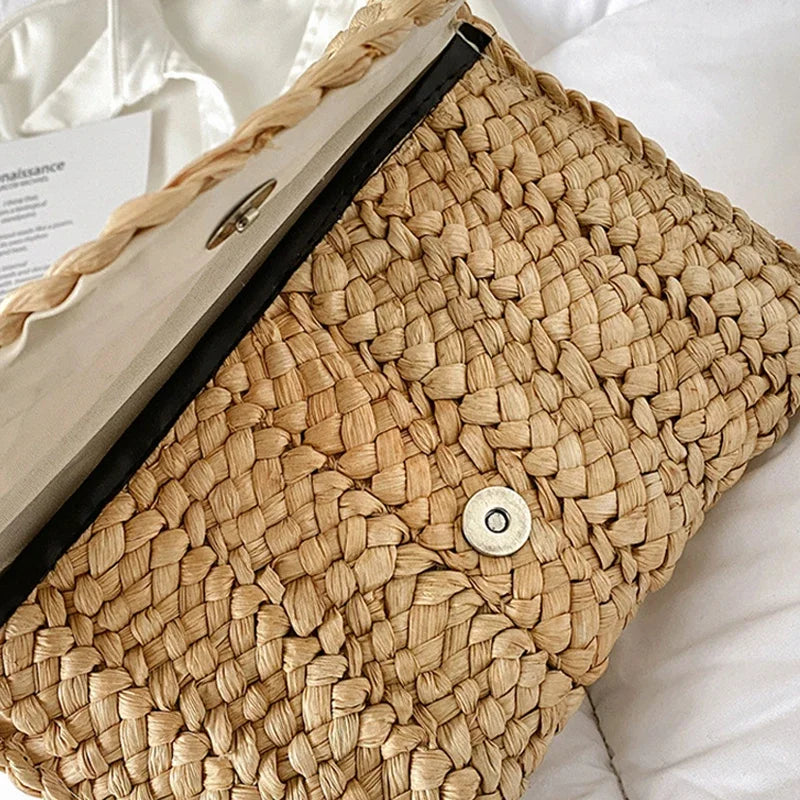 Corn Husk Straw Weave Summer Clutch