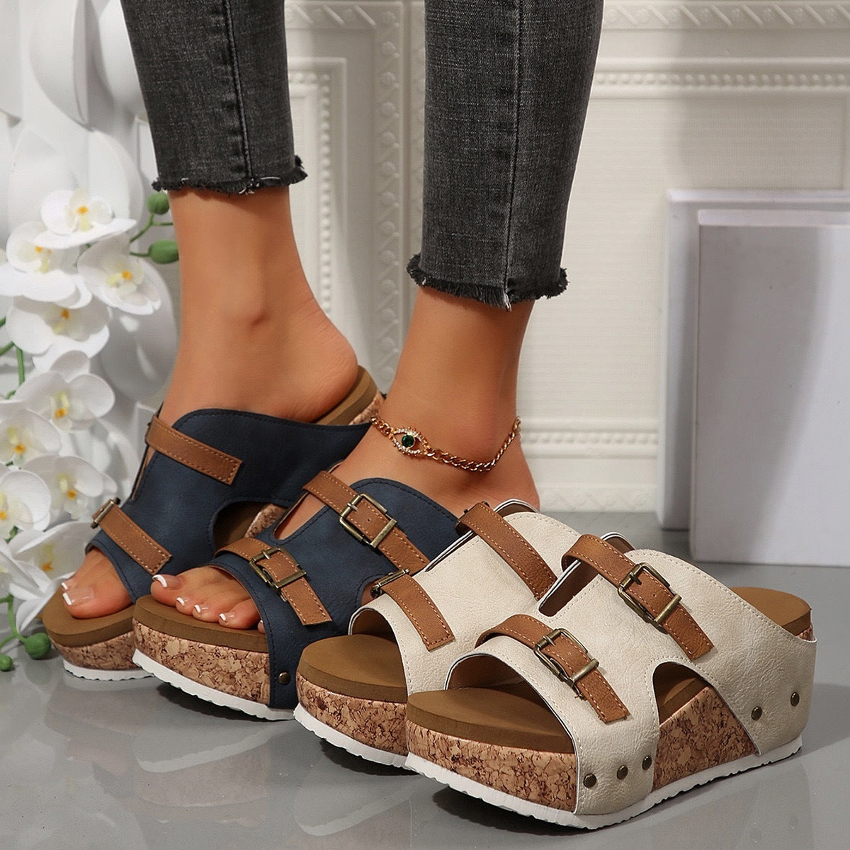 Ins Buckle Wedge Heel Roman Sandals