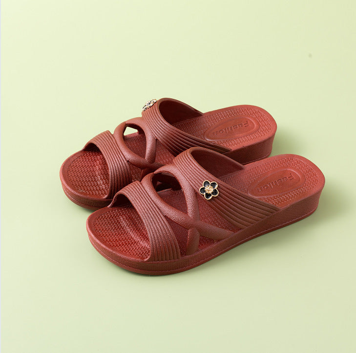 Casual Thick Sole Non-Slip Outdoor Slippers
