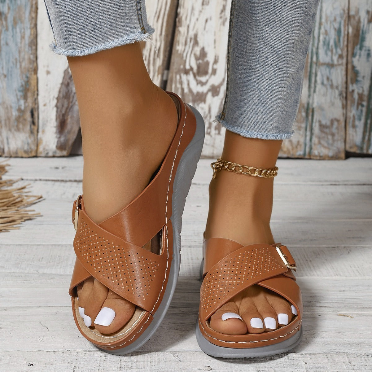 Plus Size Cross Strap Beach Sandals
