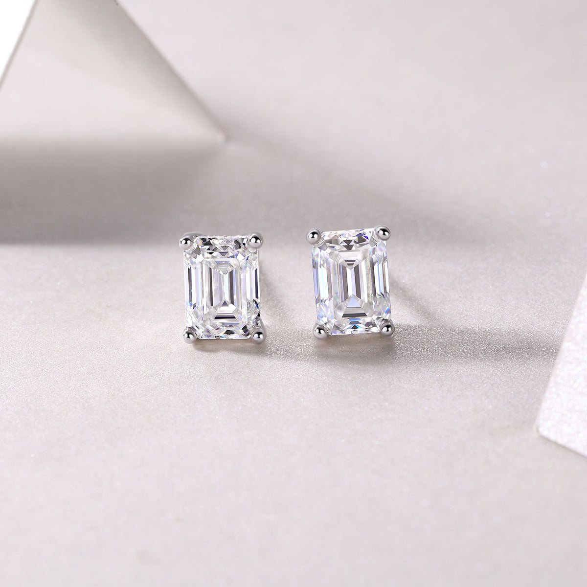 Luxury Mosan Diamond Silver Stud Set
