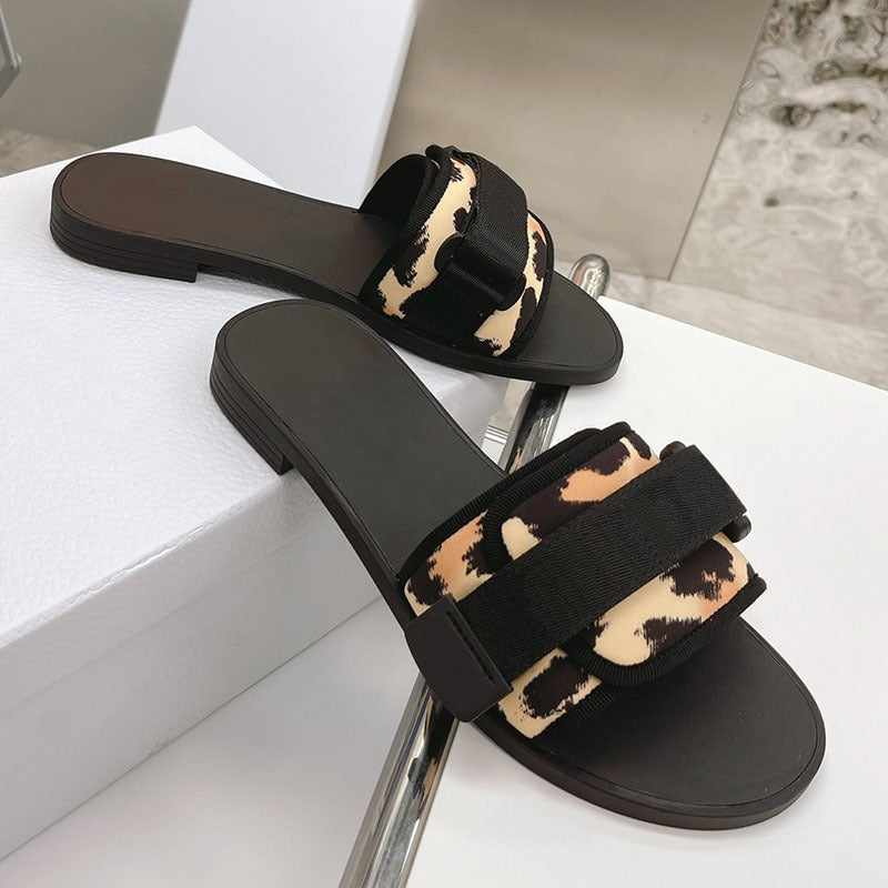 Velcro Flat Bottom Casual Sandals