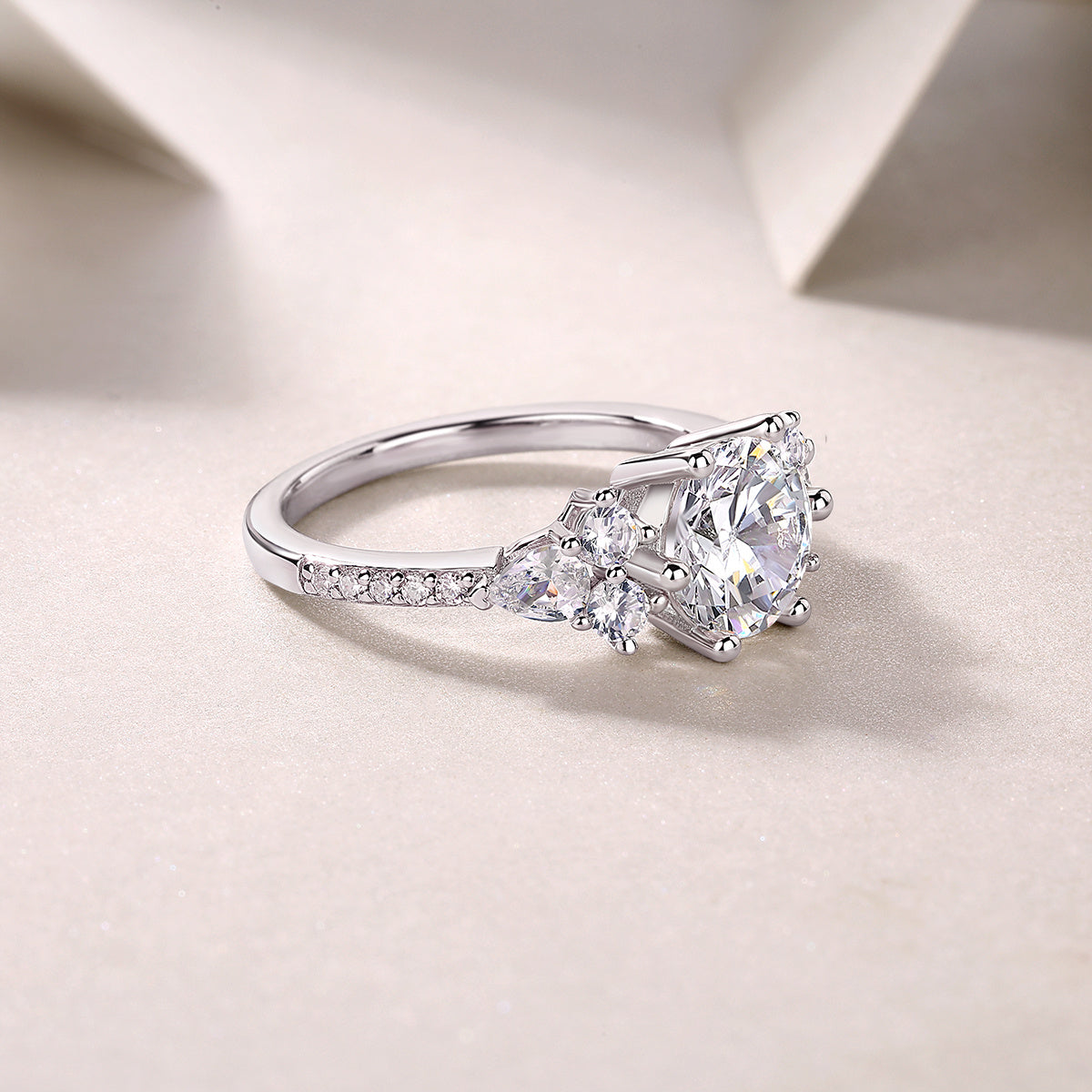 Luxury Moissanite Diamond Silver Ring