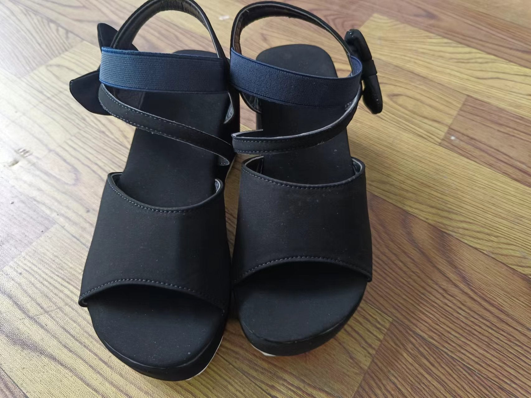 Plus Size Suede Peep Toe Wedge Sandals