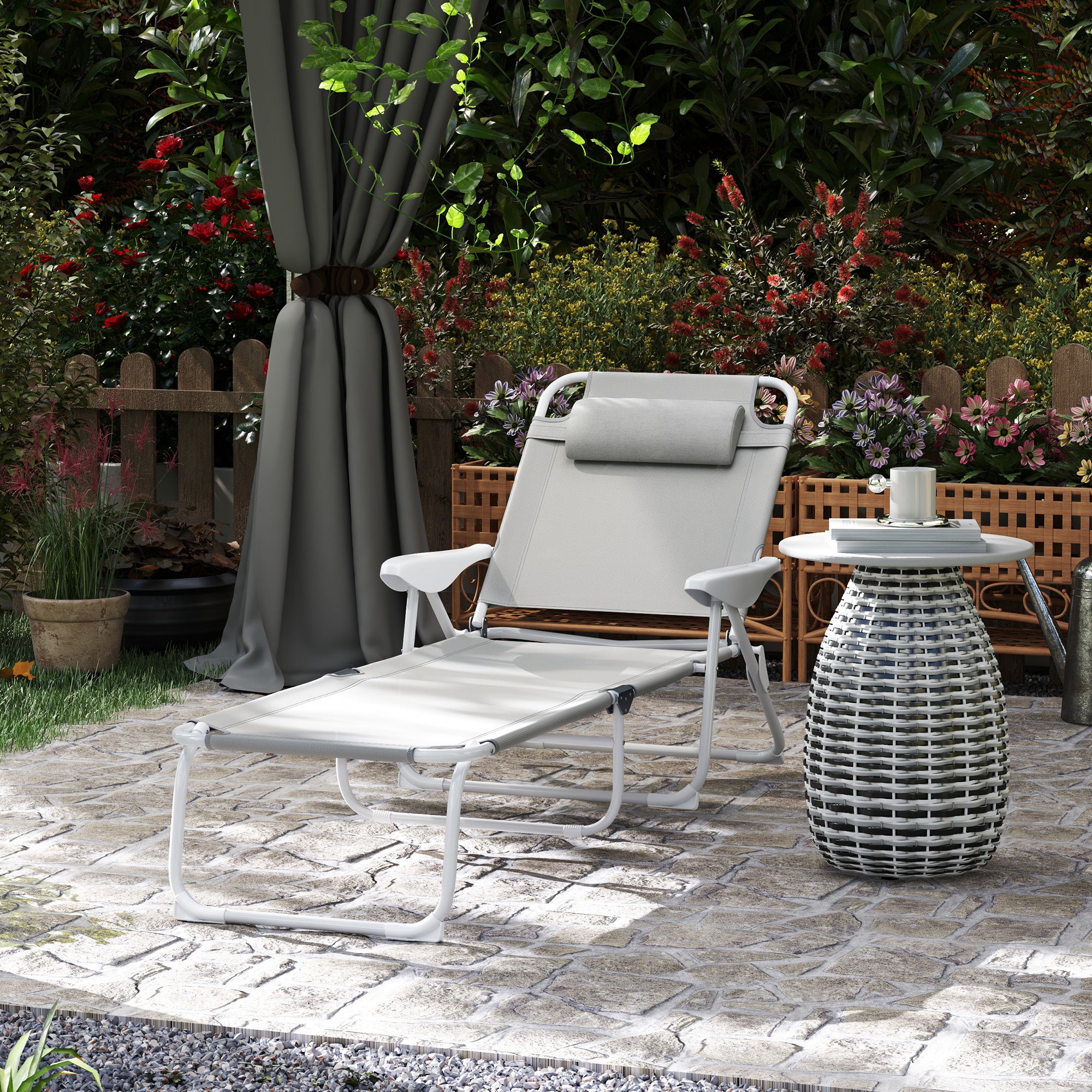 Beach & Lounge Chairs – Weekday Delivery Only