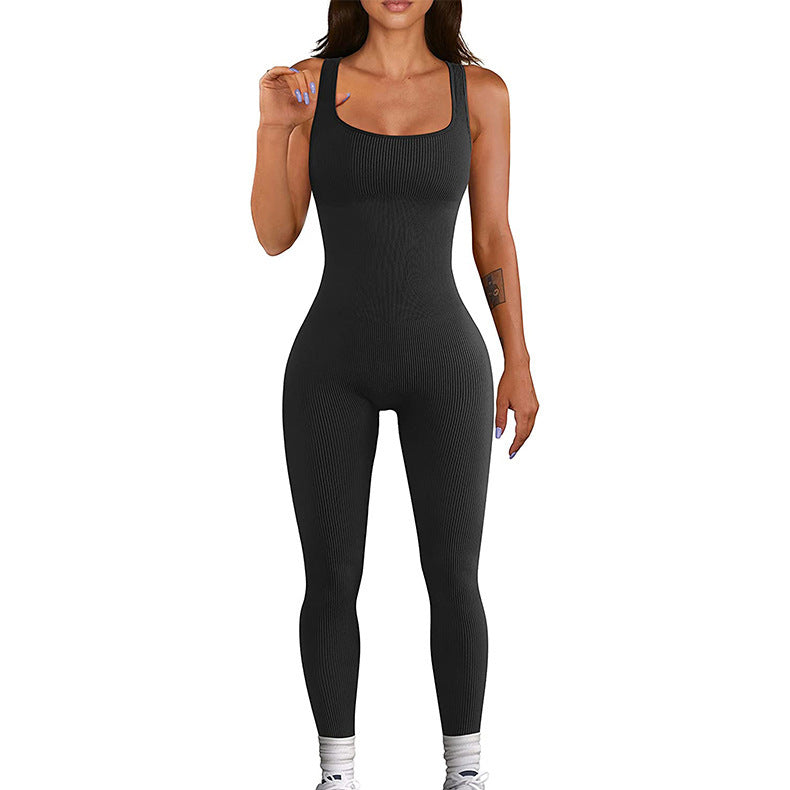 Débardeur et collants à bretelles pour femme