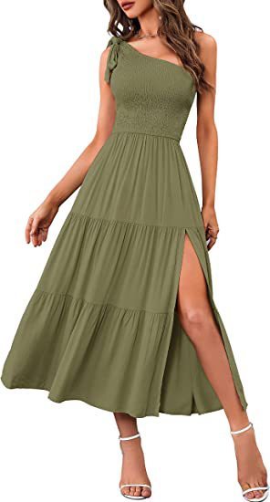 Robe d'été plissée à une épaule
