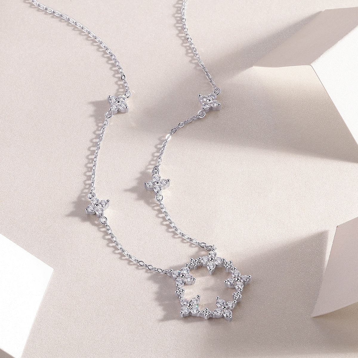 Iris Flower Diamond Pendant Set