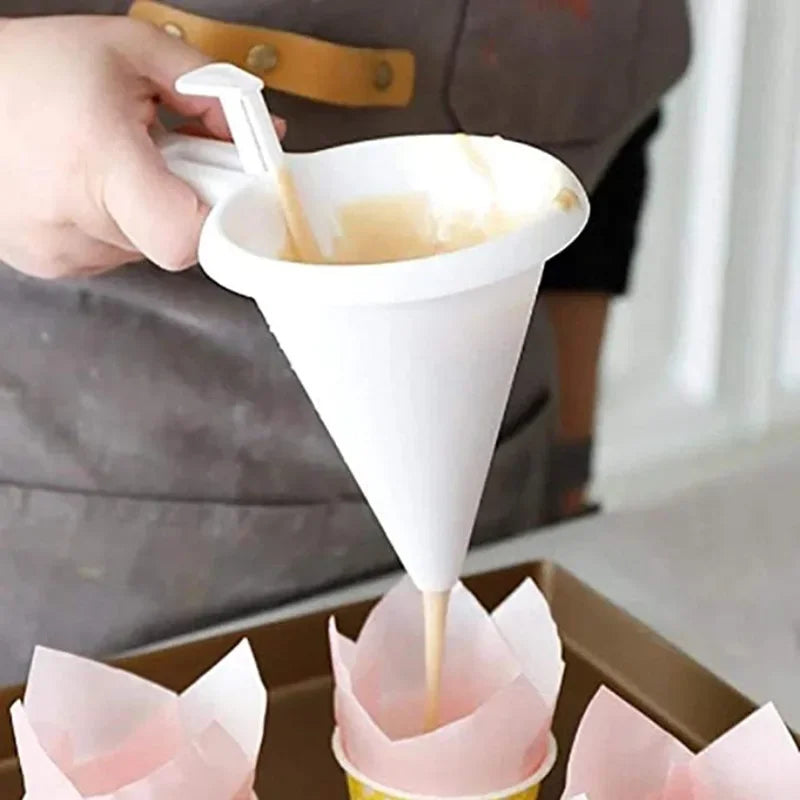 Adjustable Funnel for Baking & Desserts