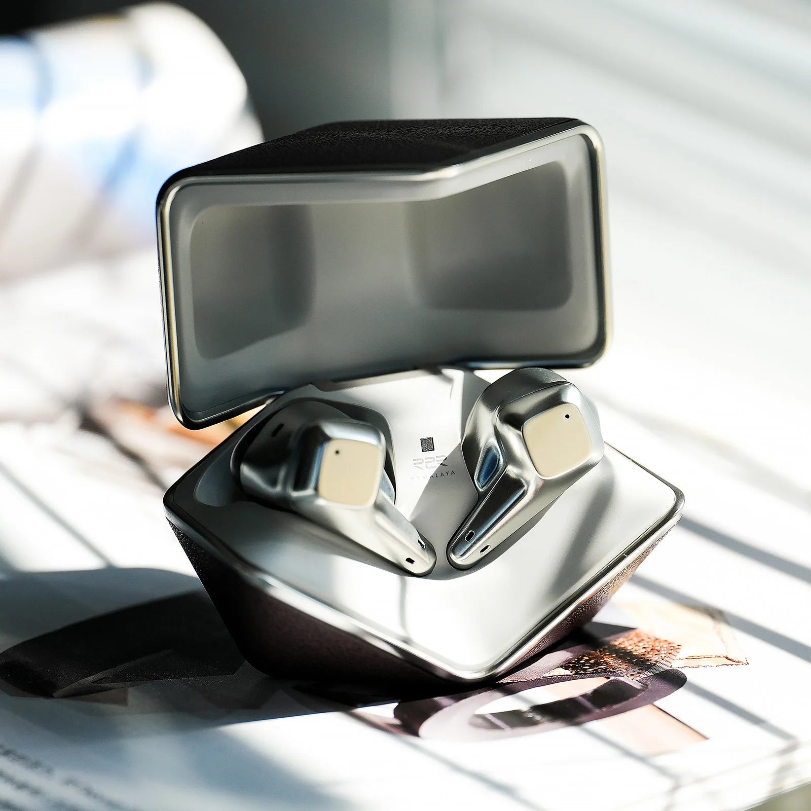 HIFIMAN SVANAR Wireless LE Earphones