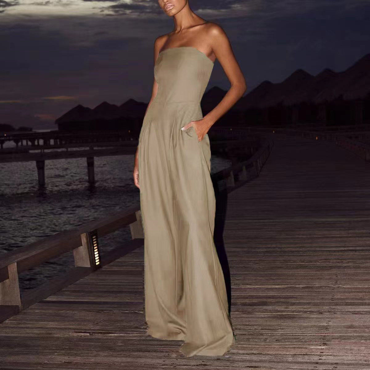 Loose Backless Wide-Leg Jumpsuit