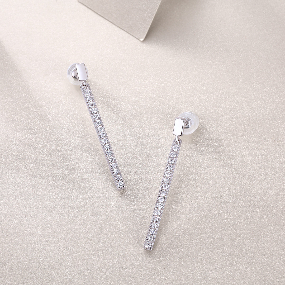 Moissanite Jumping Diamond Stud Earrings