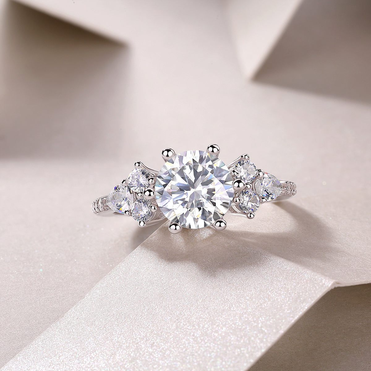 Luxury Moissanite Diamond Silver Ring