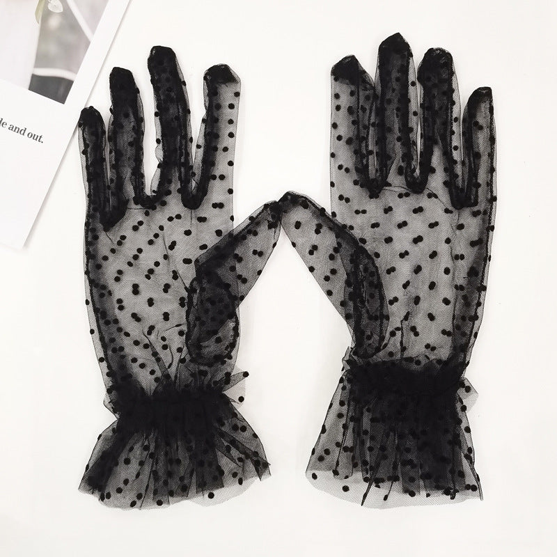 Gants de mariage et de soirée en maille blanche